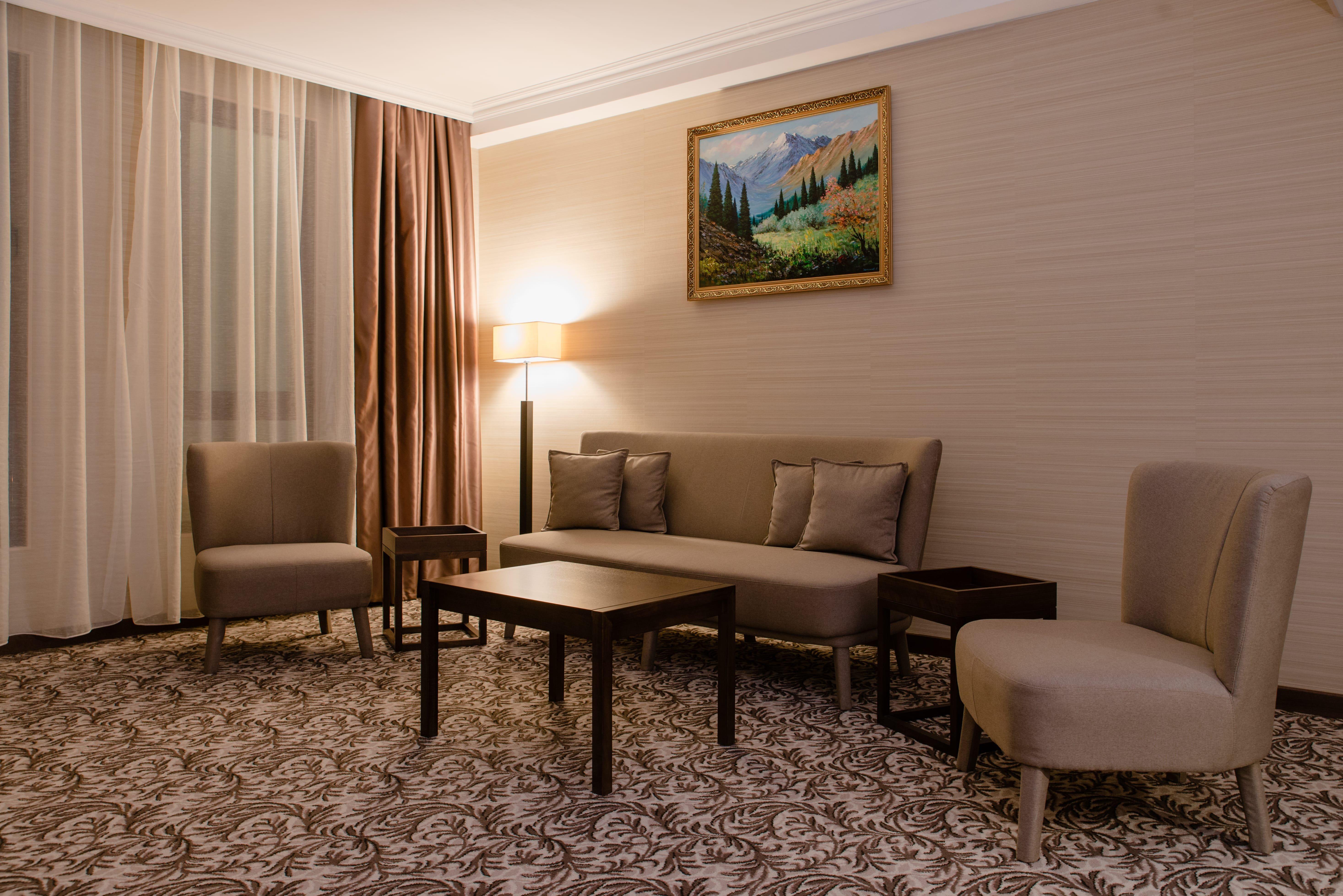 Holiday Inn Aktau By Ihg Zewnętrze zdjęcie