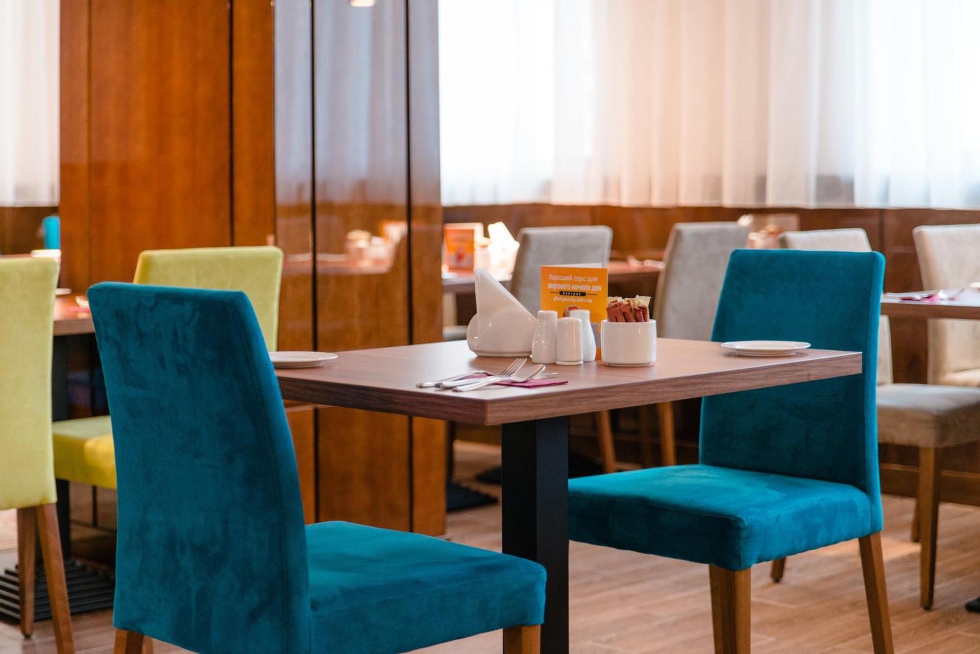 Holiday Inn Aktau By Ihg Zewnętrze zdjęcie